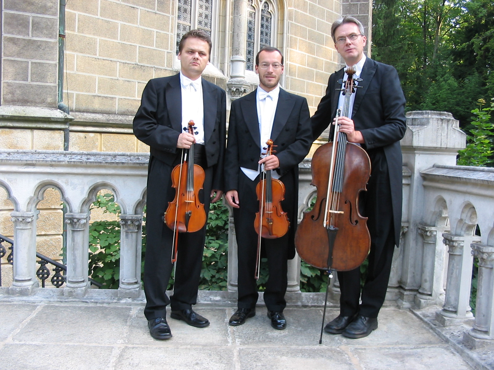 02 Smyčcové trio Gideon