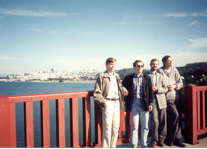 v San Francisku na Golden Gate Bridge (1995)